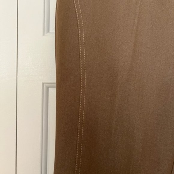 Brown Cropped Slacks with Gold Buttons Size 10 - Picture 4 of 8